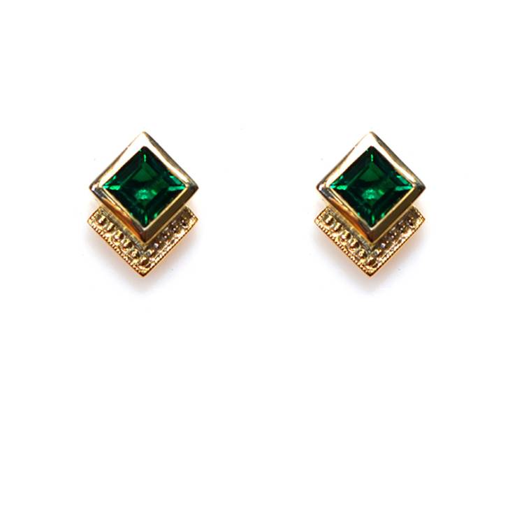 Bearded Sqaure Studs - Green Stone