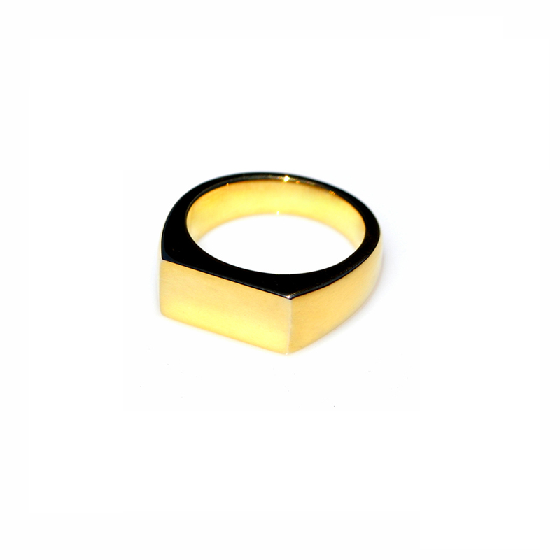 Plain Rectangular Signet Ring (Medium)