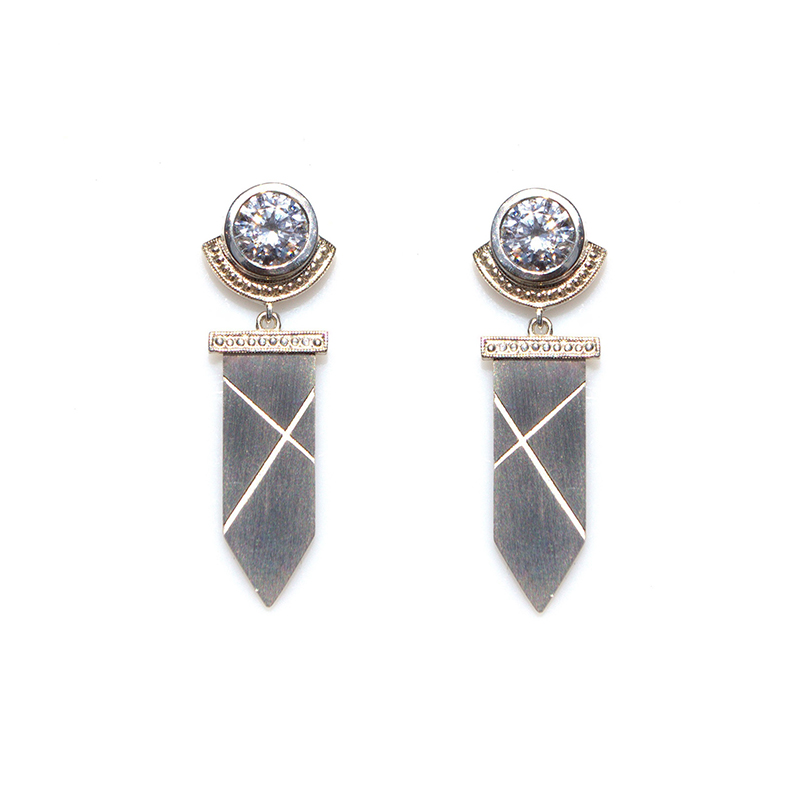 Bearded Round Spear Earrings - Colourless Stone - Image 2